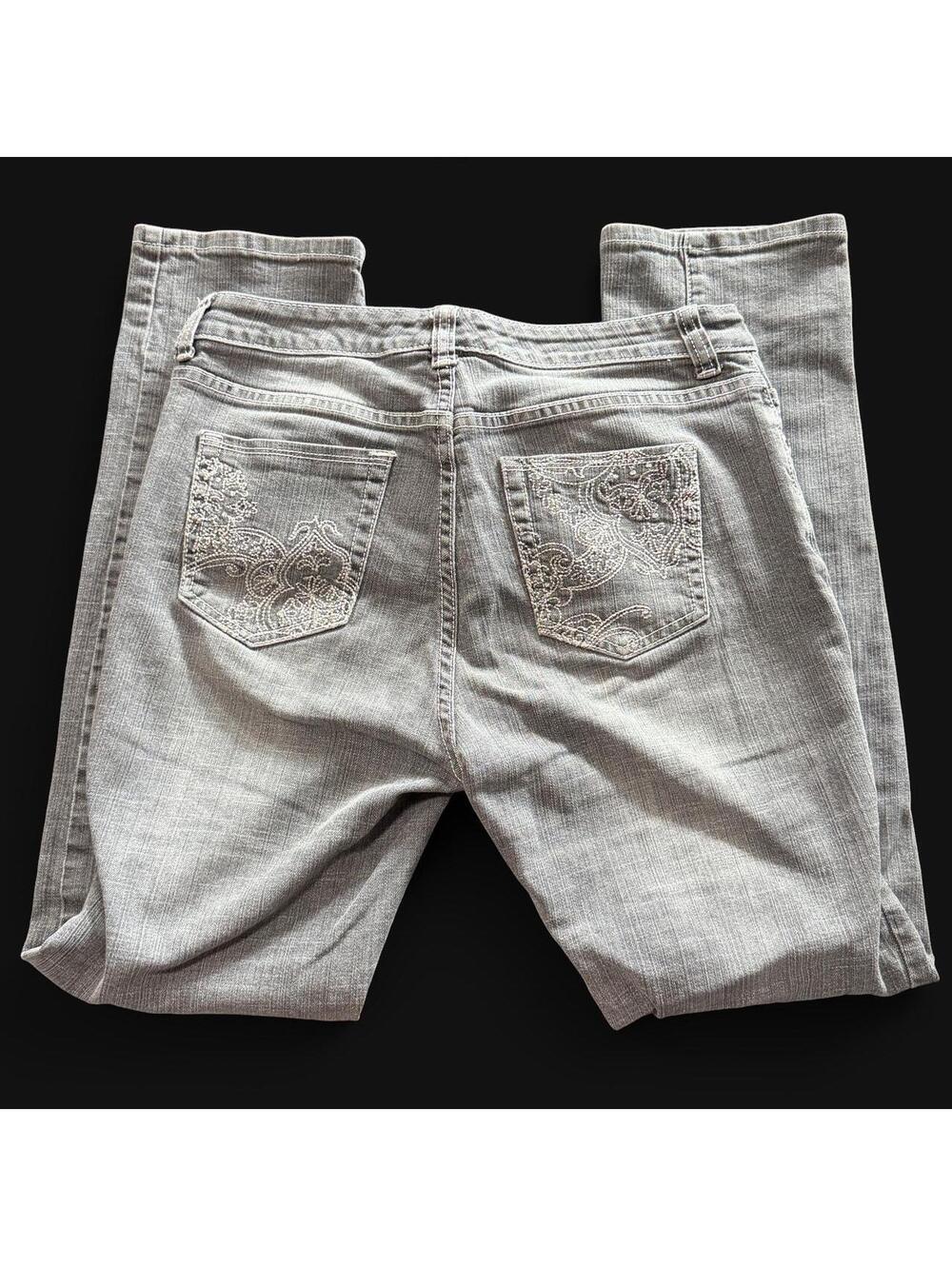 Chico's Platinum Gray Embroidered Jeans Size 0.5